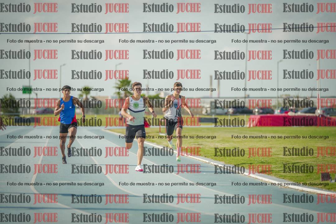 Fotos de los 400 m llanos de varones