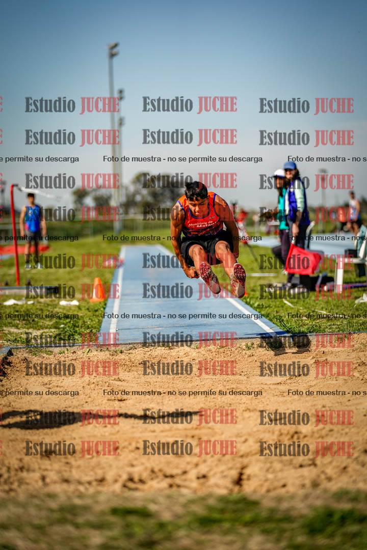 Fotos del salto triple de varones