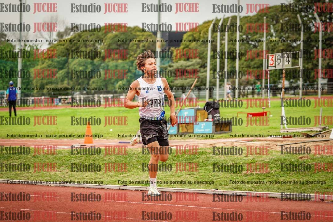 Fotos de los 2400 m llanos de varones