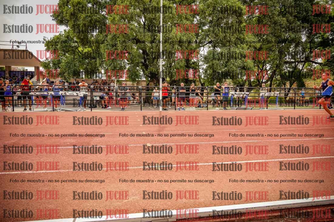 Fotos de los 100 m llanos de varones