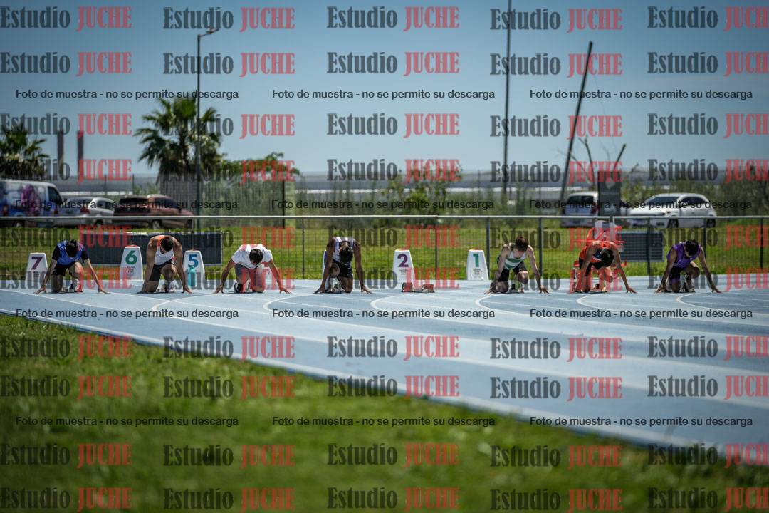 Fotos de los 100 m llanos de varones