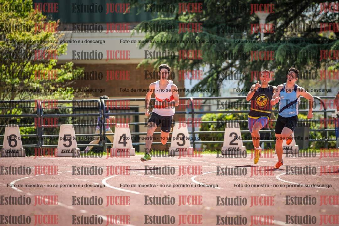 Fotos de los 200 m llanos de varones