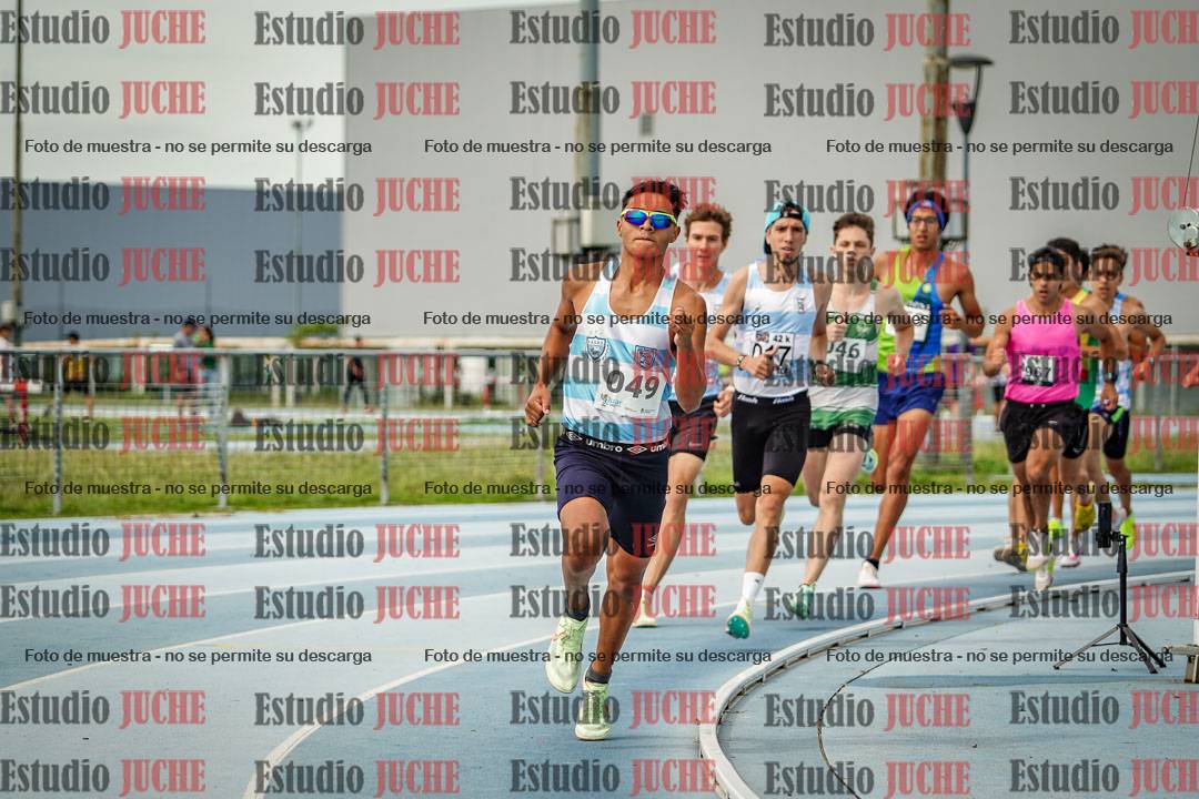 Fotos de los 1000 m llanos de varones