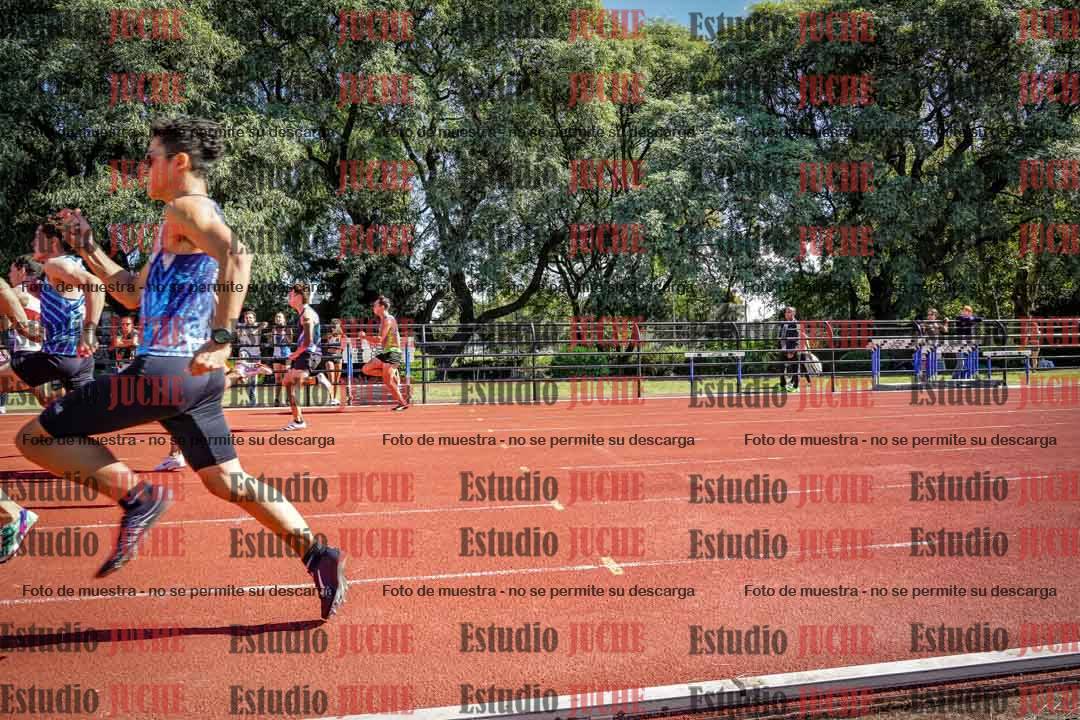 Fotos de los 100 m llanos de varones