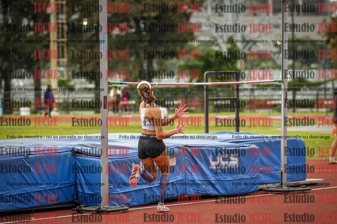 Fotos del salto en alto de mujeres