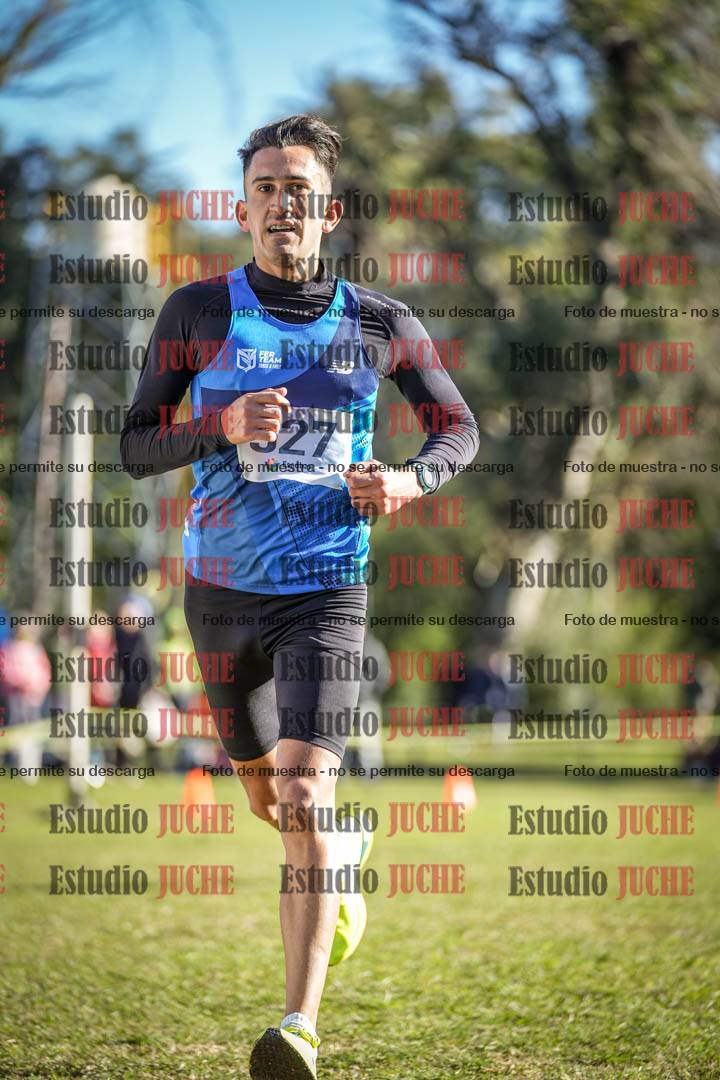 Fotos de la llegada del cross de 4000 m - varones