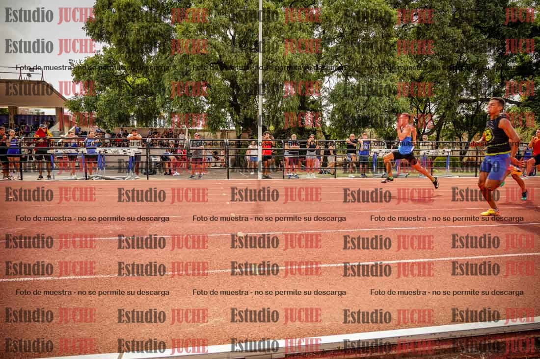Fotos de los 100 m llanos de varones