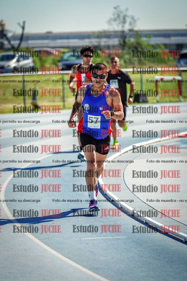 Fotos de los 5000 m de mujeres y varones - serie 2
