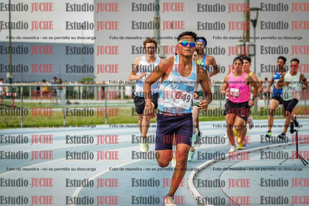 Fotos de los 1000 m llanos de varones