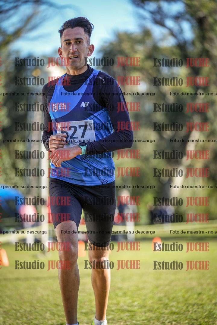 Fotos de la llegada del cross de 4000 m - varones
