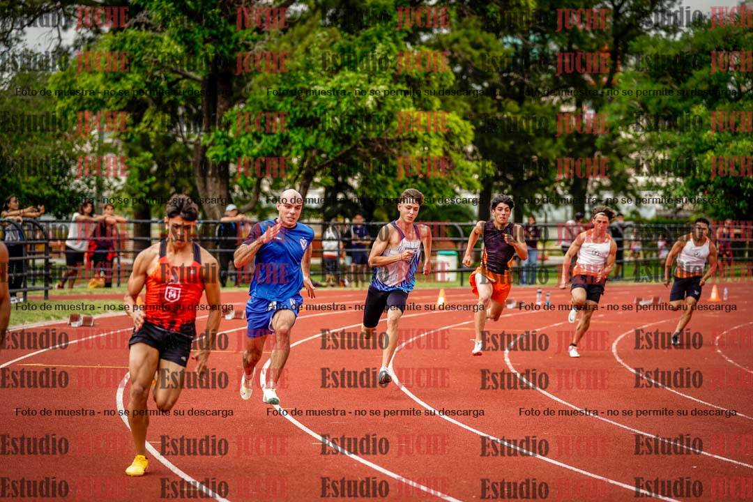 Fotos de los 200 m llanos de varones