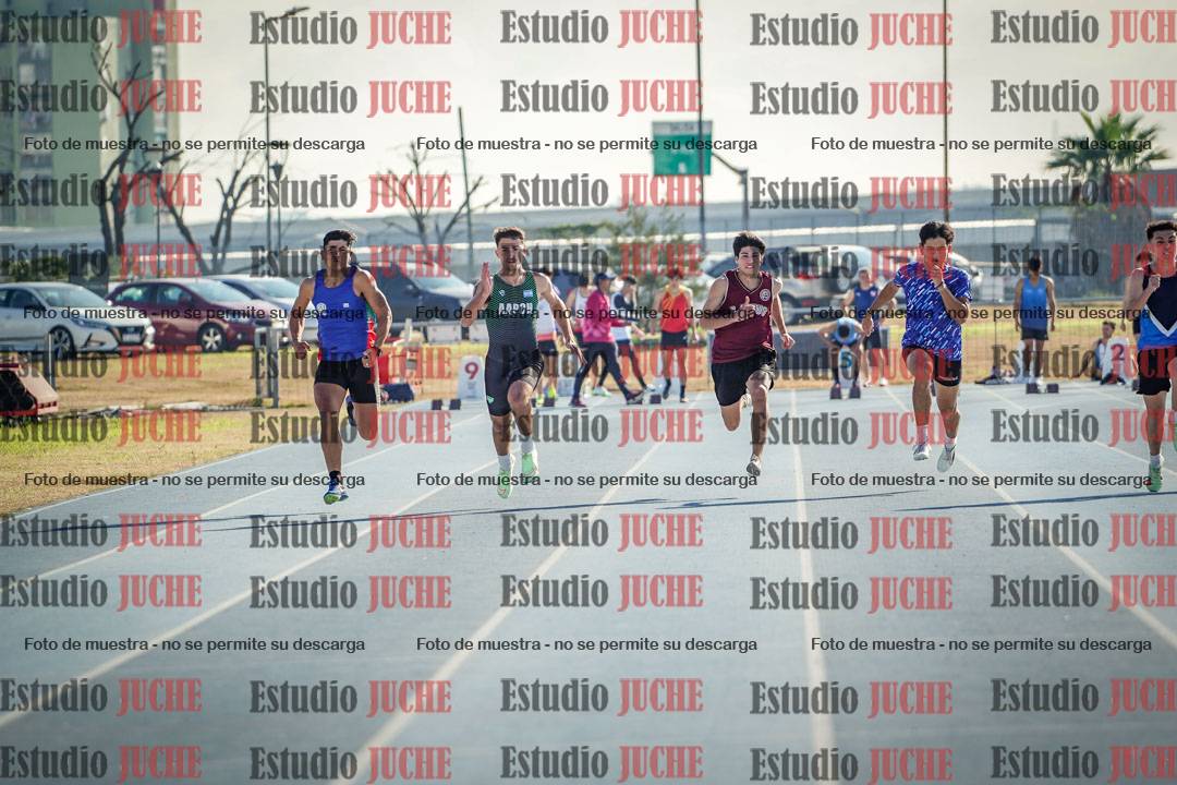 Fotos de los 100 m llanos de varones