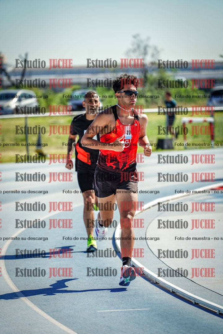 Fotos de los 5000 m de mujeres y varones - serie 2