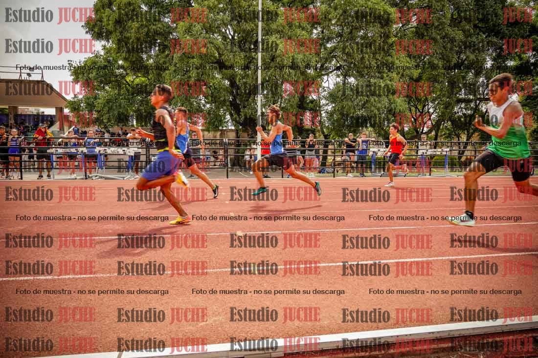 Fotos de los 100 m llanos de varones