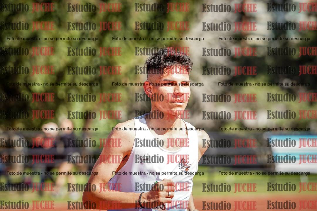 Fotos de los 2400 m de varones