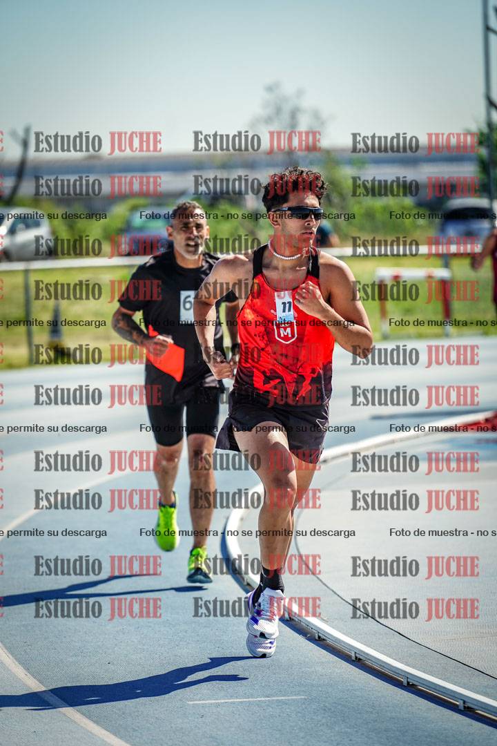 Fotos de los 5000 m de mujeres y varones - serie 2