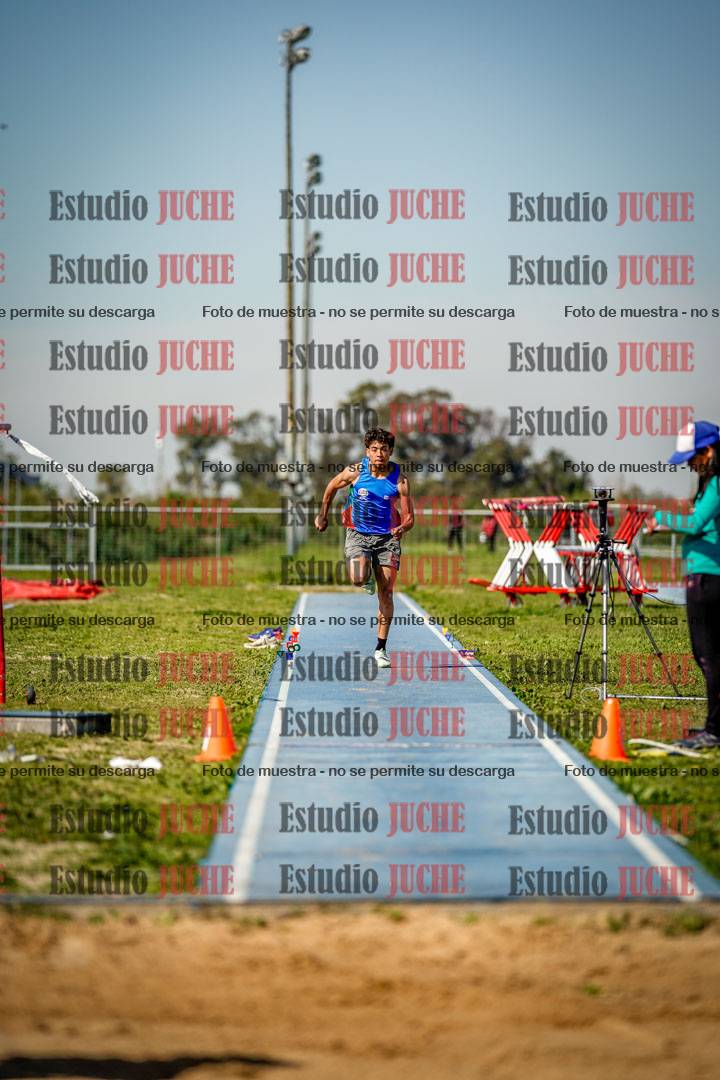 Fotos del salto triple de varones
