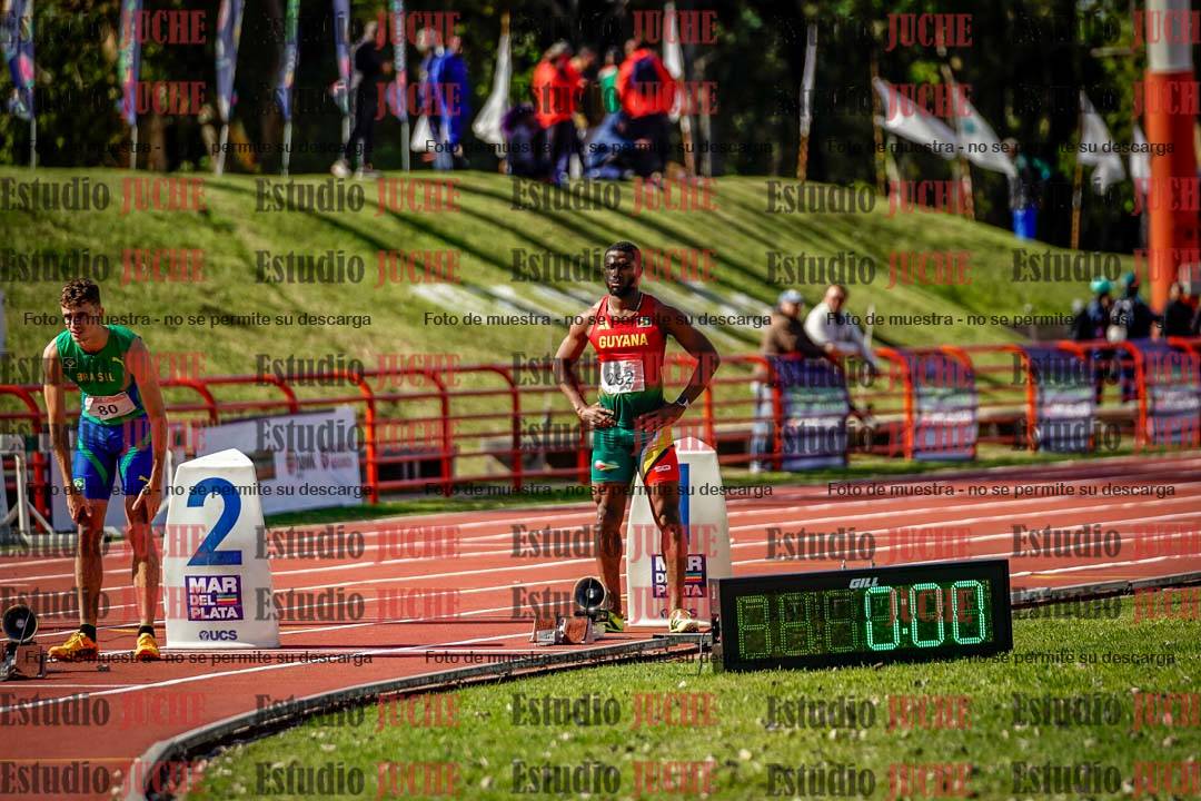 Fotos de los 200 m llanos de varones