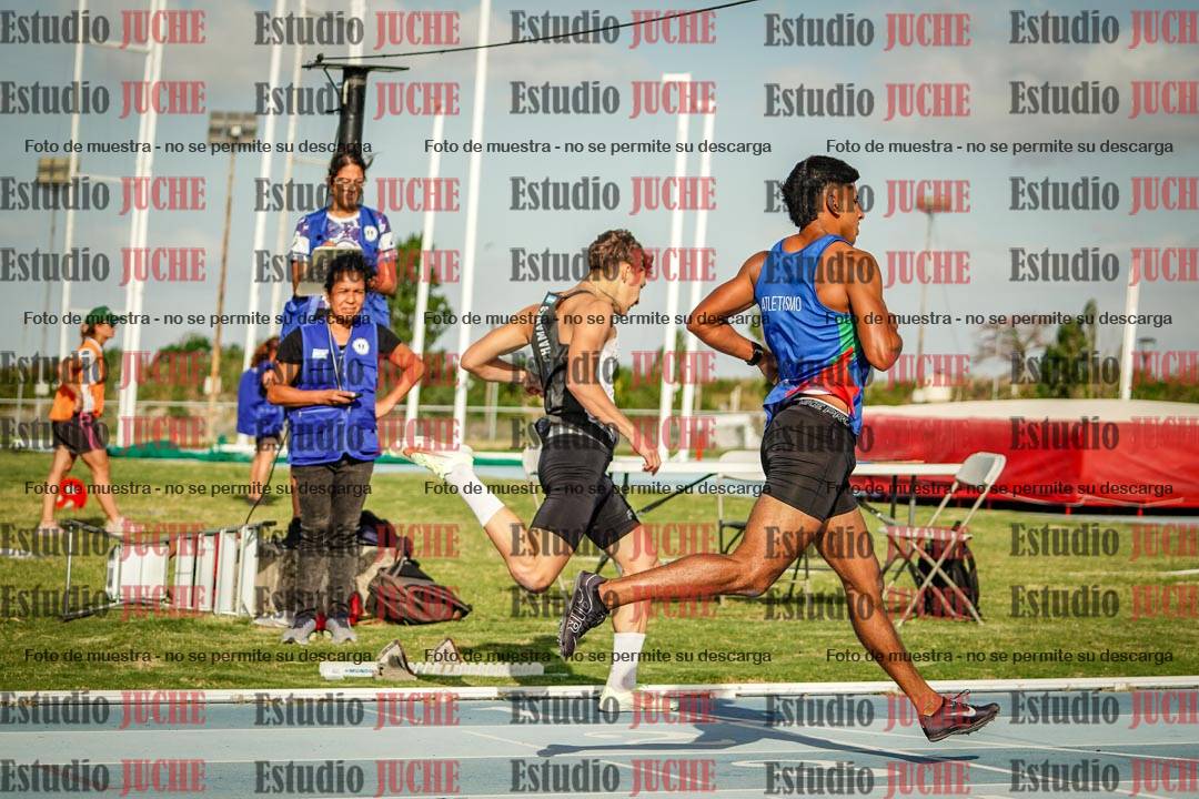Fotos de los 400 m llanos de varones