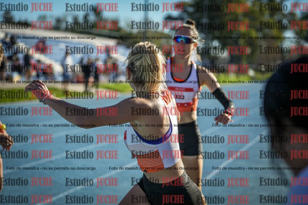 Fotos durante los relevos