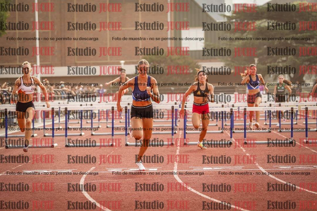 Fotos de los 100 m con vallas de mujeres