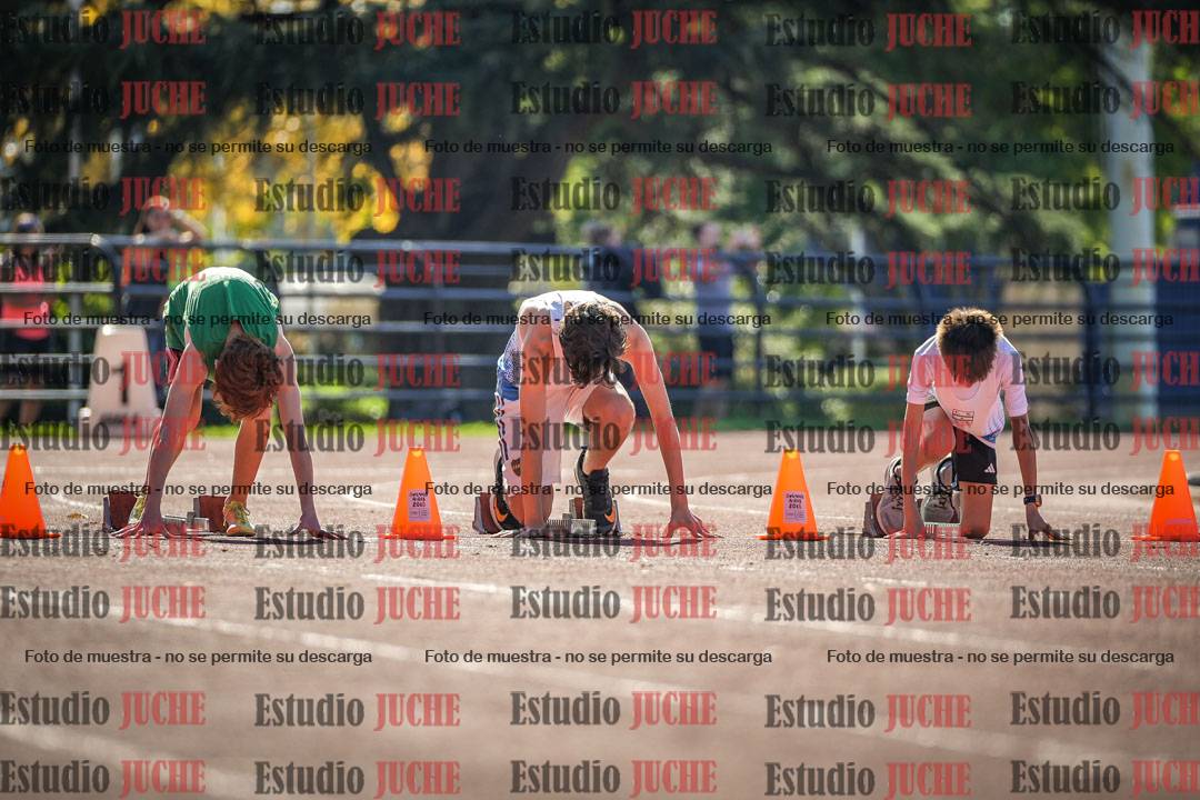 Fotos de los 80 m llanos de varones