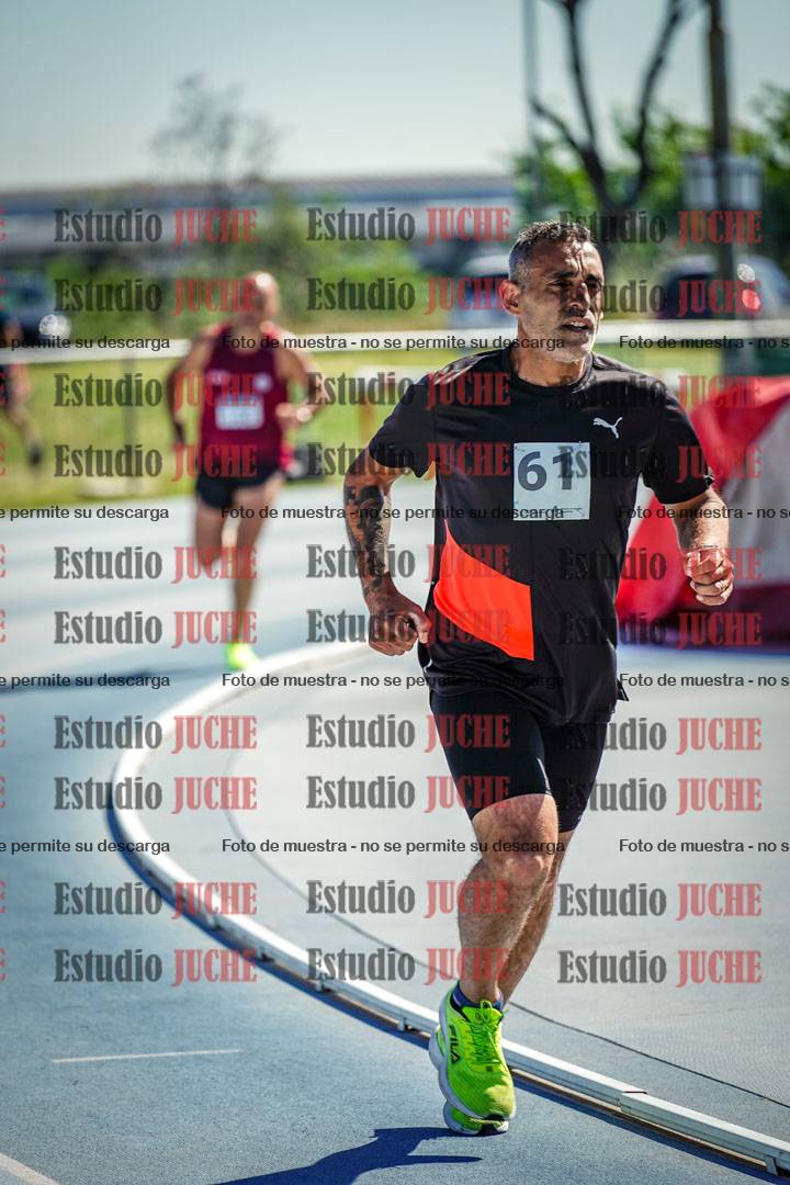 Fotos de los 5000 m de mujeres y varones - serie 2