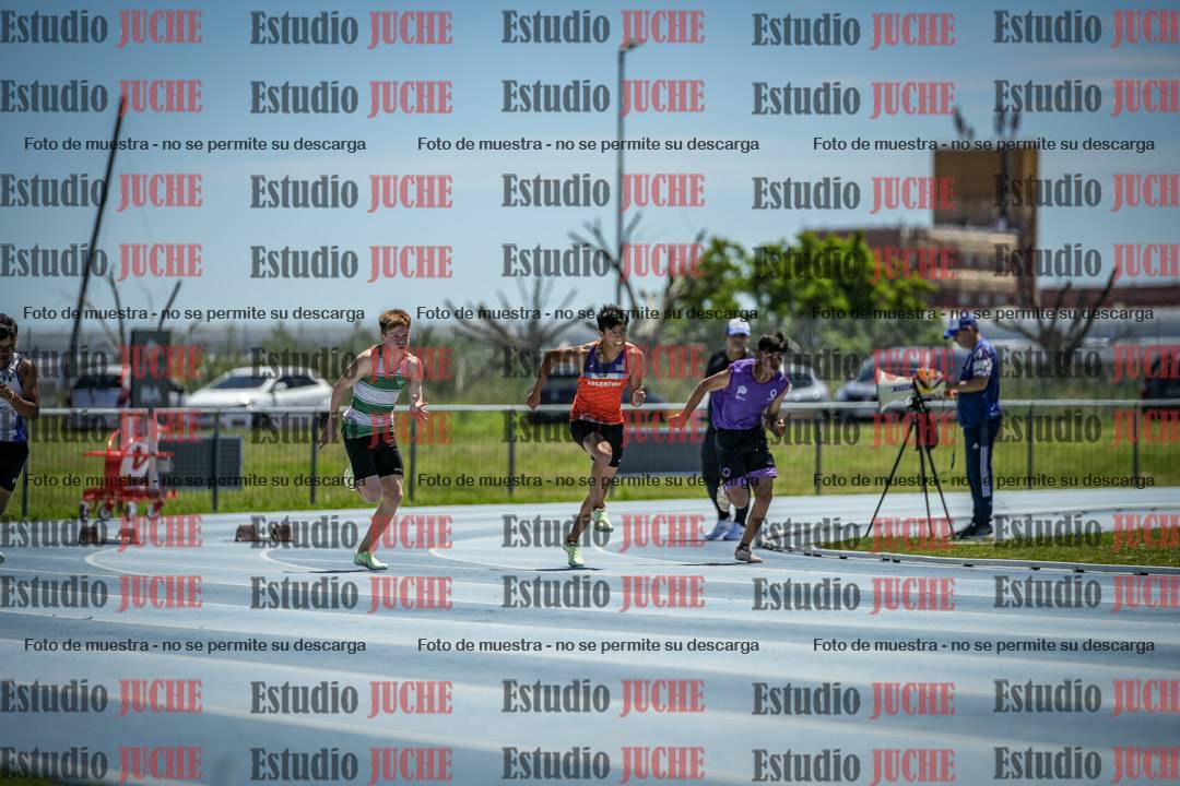 Fotos de los 100 m llanos de varones