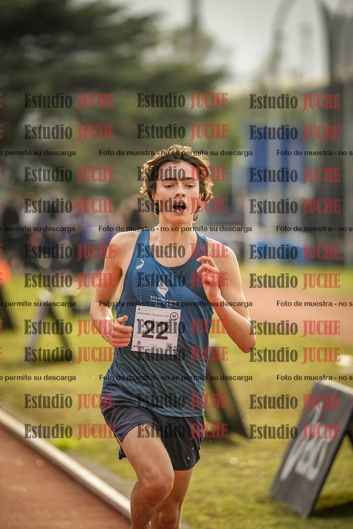 Fotos de los 3000 m con obstáculos de varones