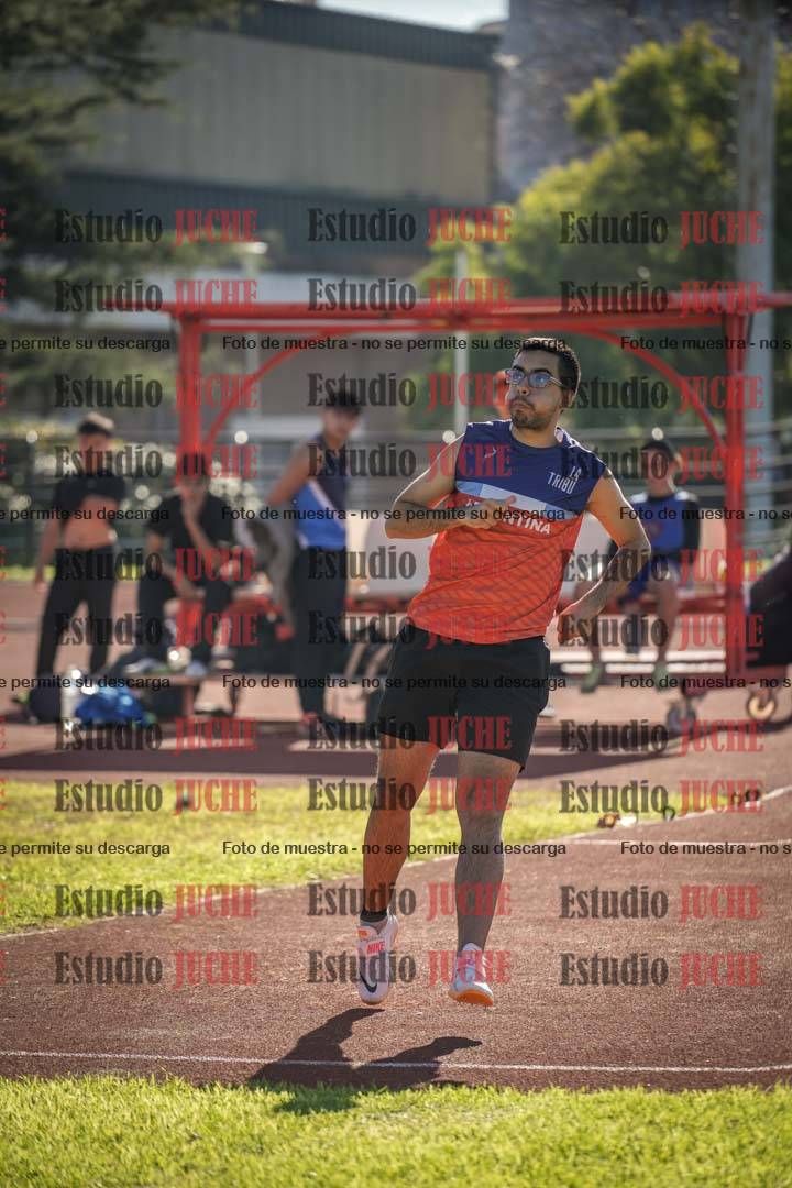 Fotos del lanzamiento de jabalina de varones