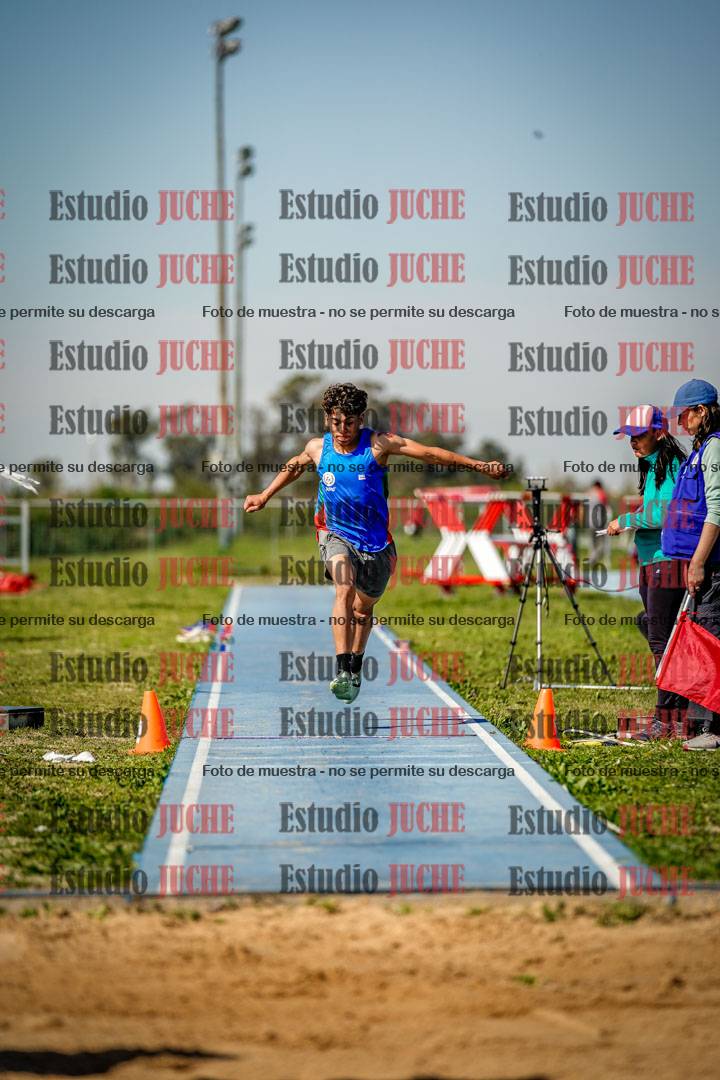 Fotos del salto triple de varones