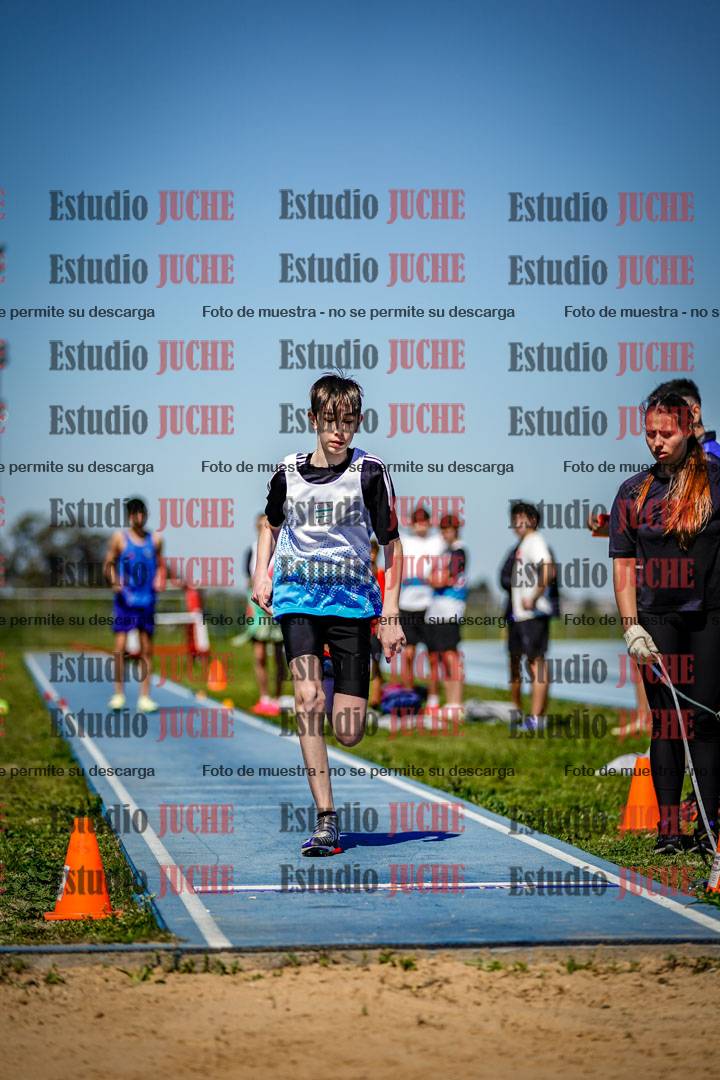 Fotos del salto en largo de varones - U15