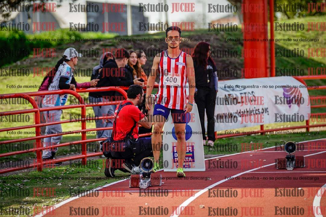 Fotos de los 200 m llanos de varones