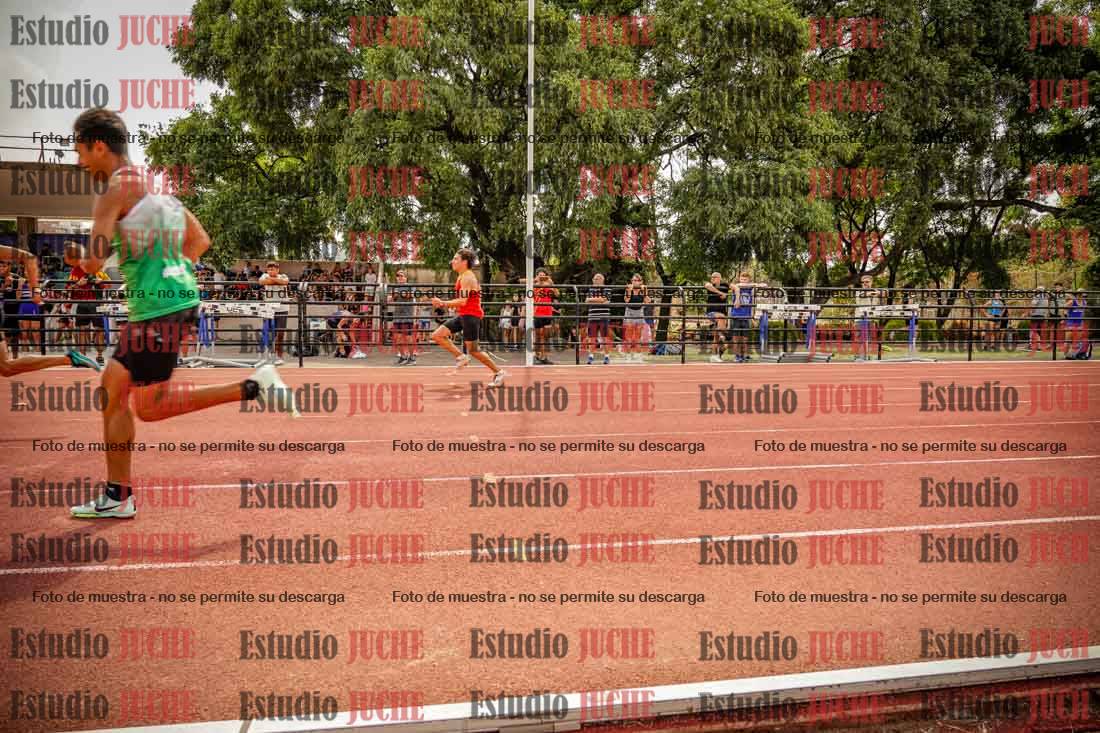 Fotos de los 100 m llanos de varones