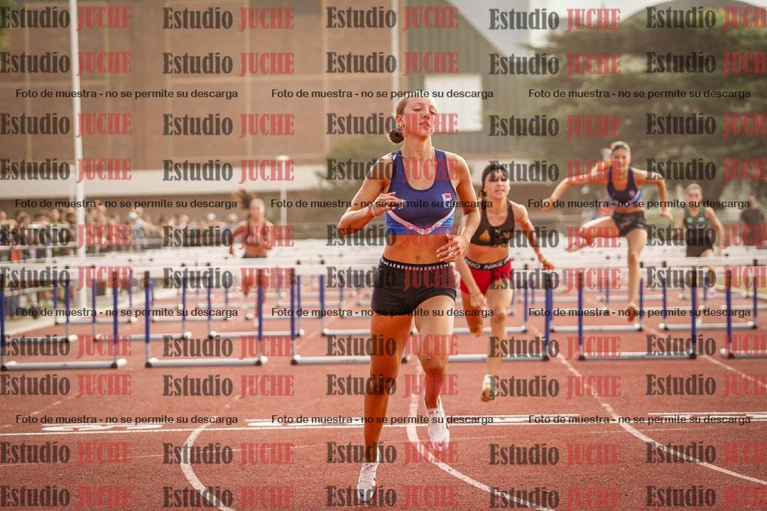 Fotos de los 100 m con vallas de mujeres