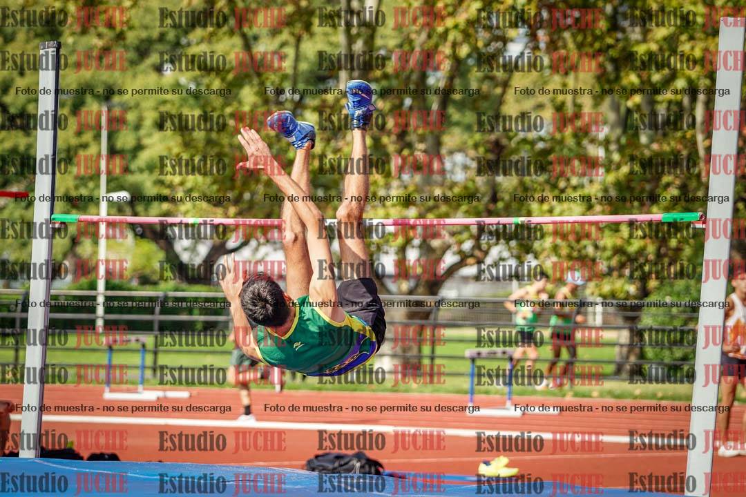 Fotos del salto en alto de varones