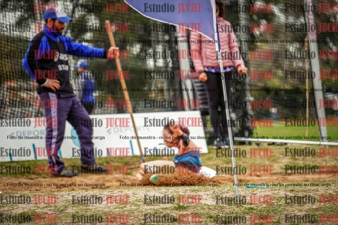 Fotos del salto en largo de mujeres - heptatlón 5