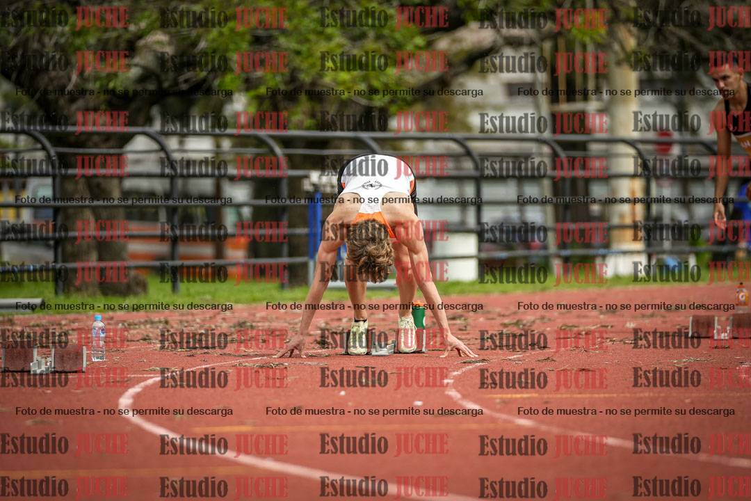 Fotos de los 200 m llanos de varones