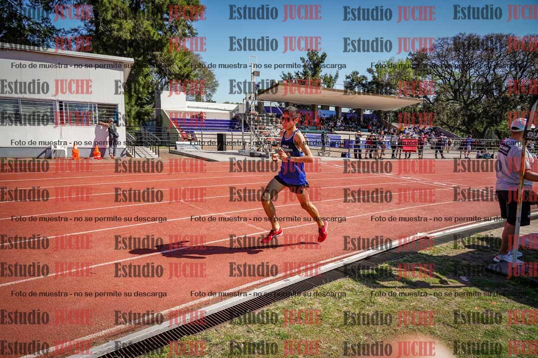 Fotos de los 2400 m de varones