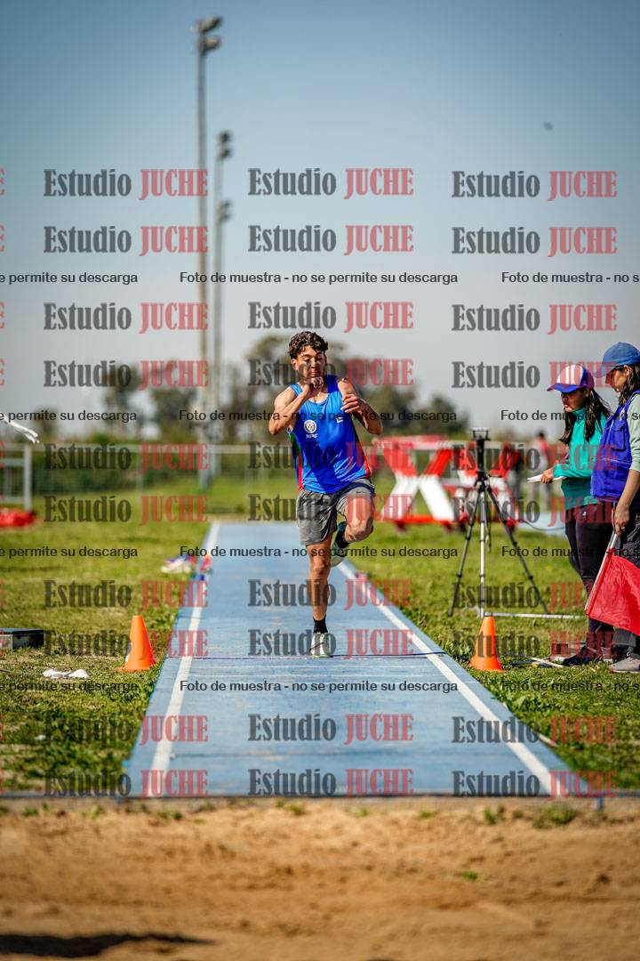 Fotos del salto triple de varones
