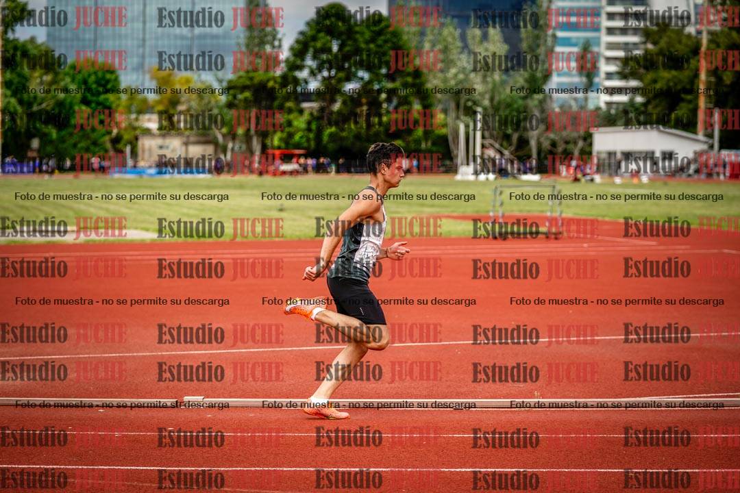 Fotos de los 200 m llanos de varones