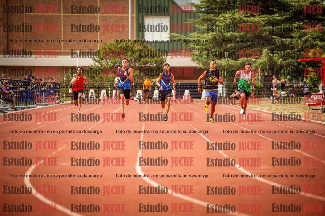 Fotos de los 100 m llanos de varones