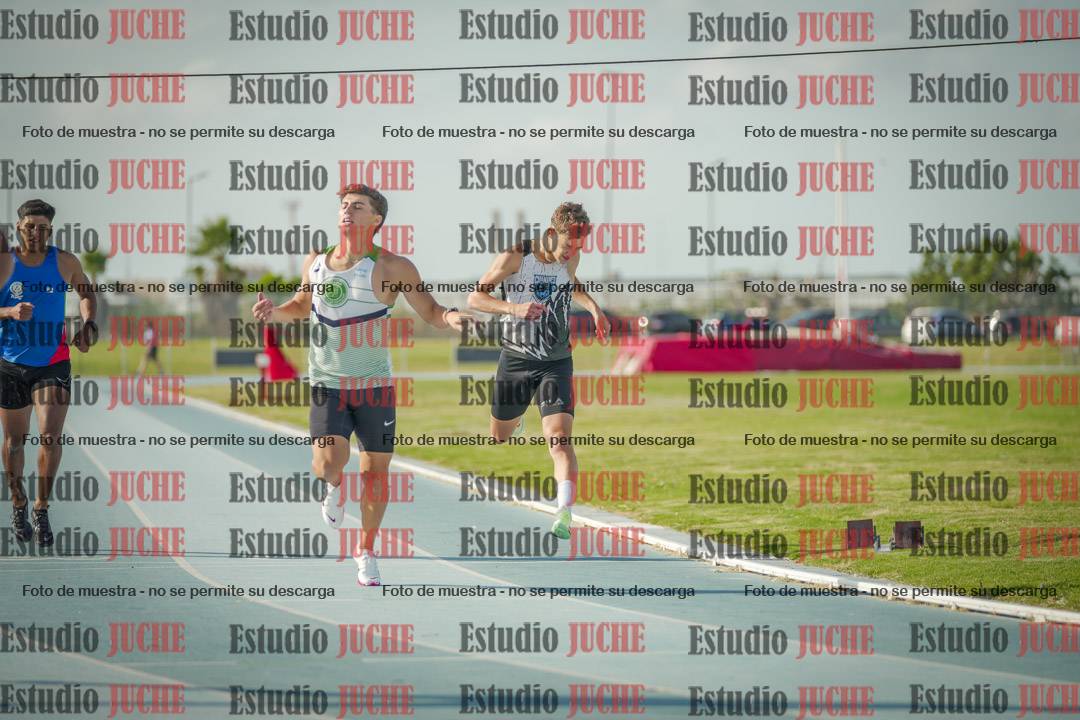 Fotos de los 400 m llanos de varones