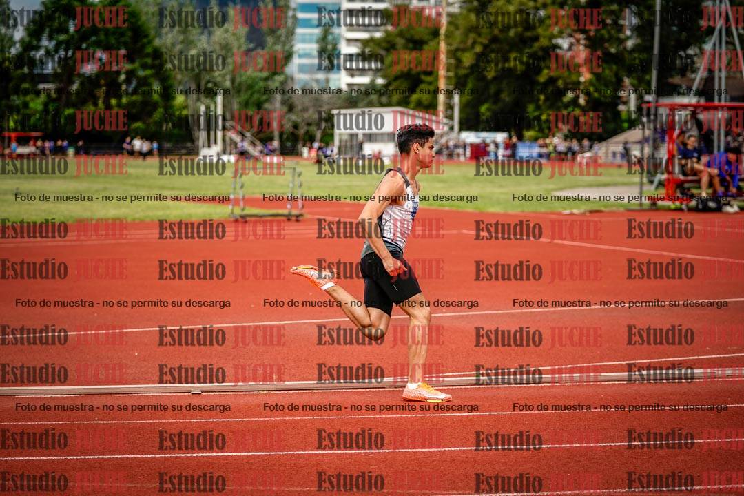 Fotos de los 200 m llanos de varones
