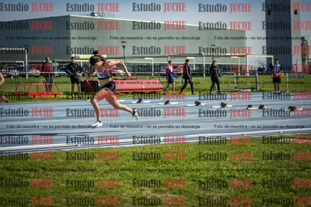 Fotos de los 100 m llanos de mujeres - U17