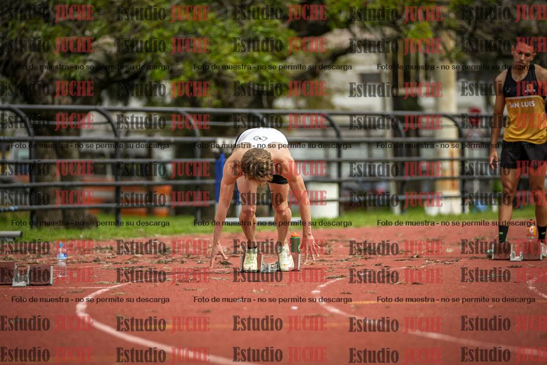 Fotos de los 200 m llanos de varones
