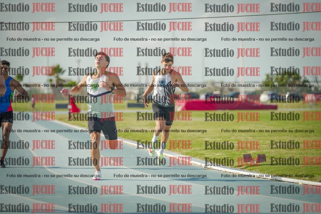 Fotos de los 400 m llanos de varones