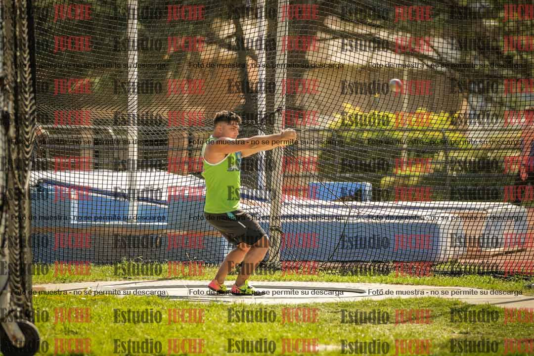 Fotos del lanzamiento de martillo de varones