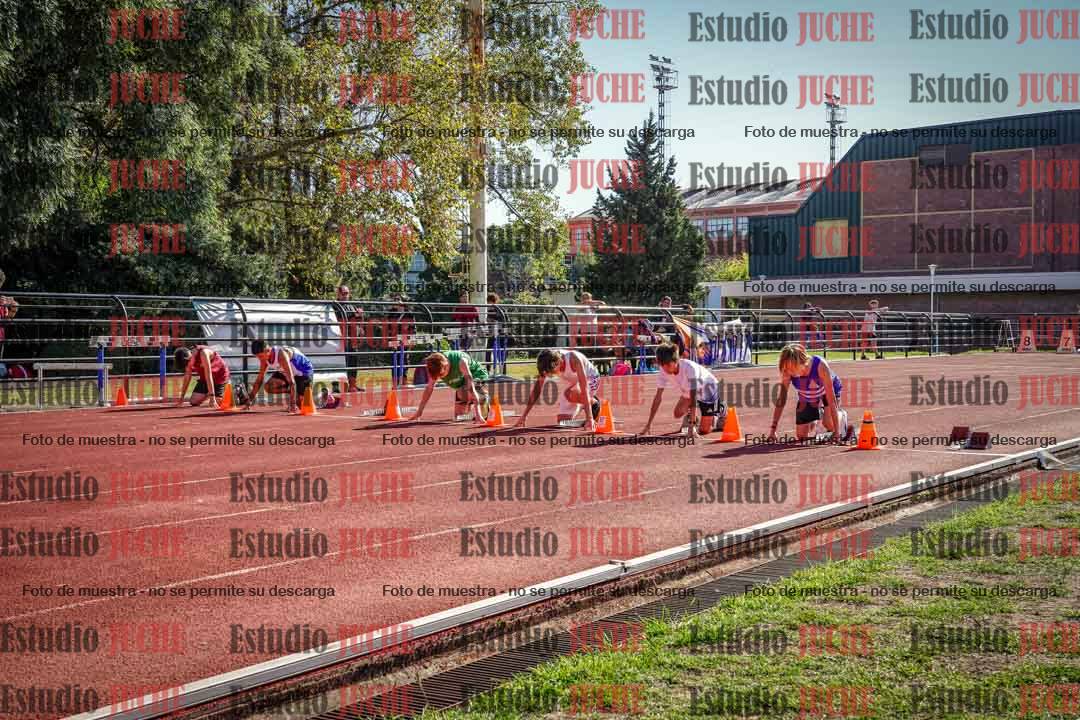 Fotos de los 80 m llanos de varones