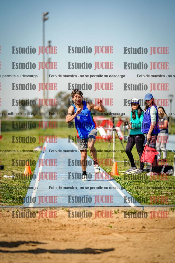 Fotos del salto triple de varones